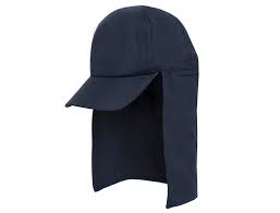 GORRA CON NUQUERA