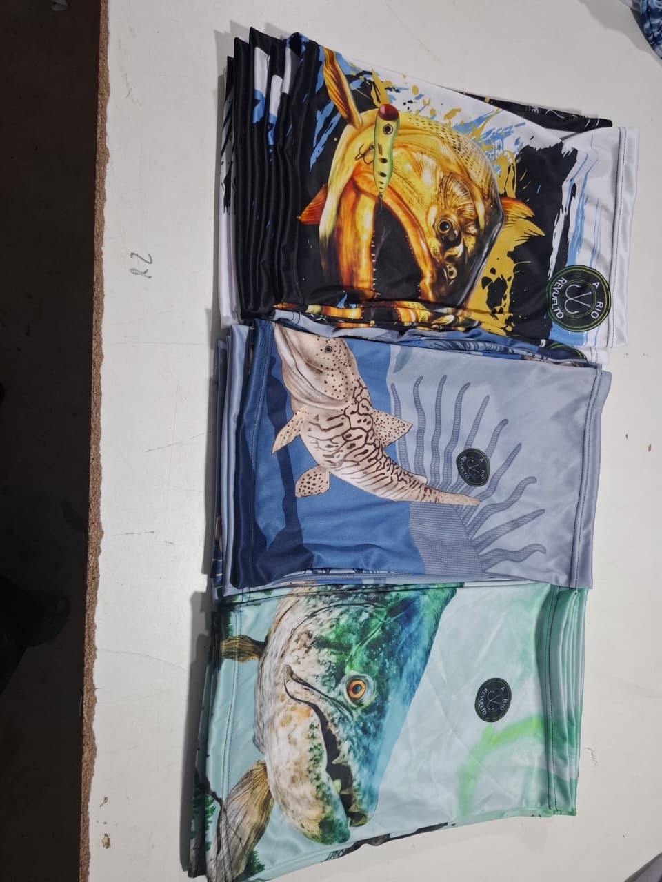 CUELLITOS ESTAMPADOS PESCADORES